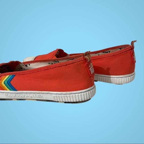 Tigerbear Republic Slip On Sneakers with Rainbow Design Size 10 - Picture 3 of 6